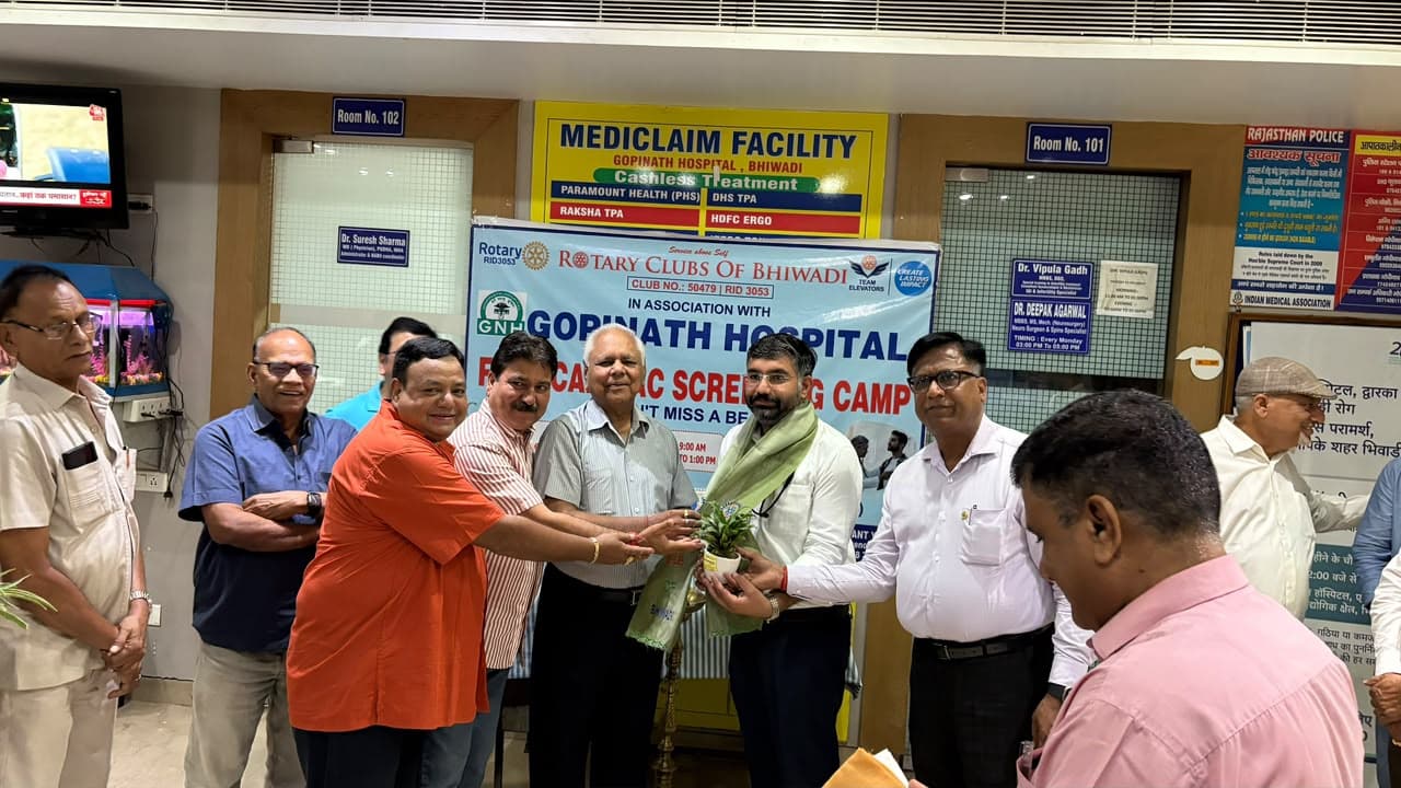 Rotary Club of Bhiwadi members welcoming a doctor at the heart-health programme